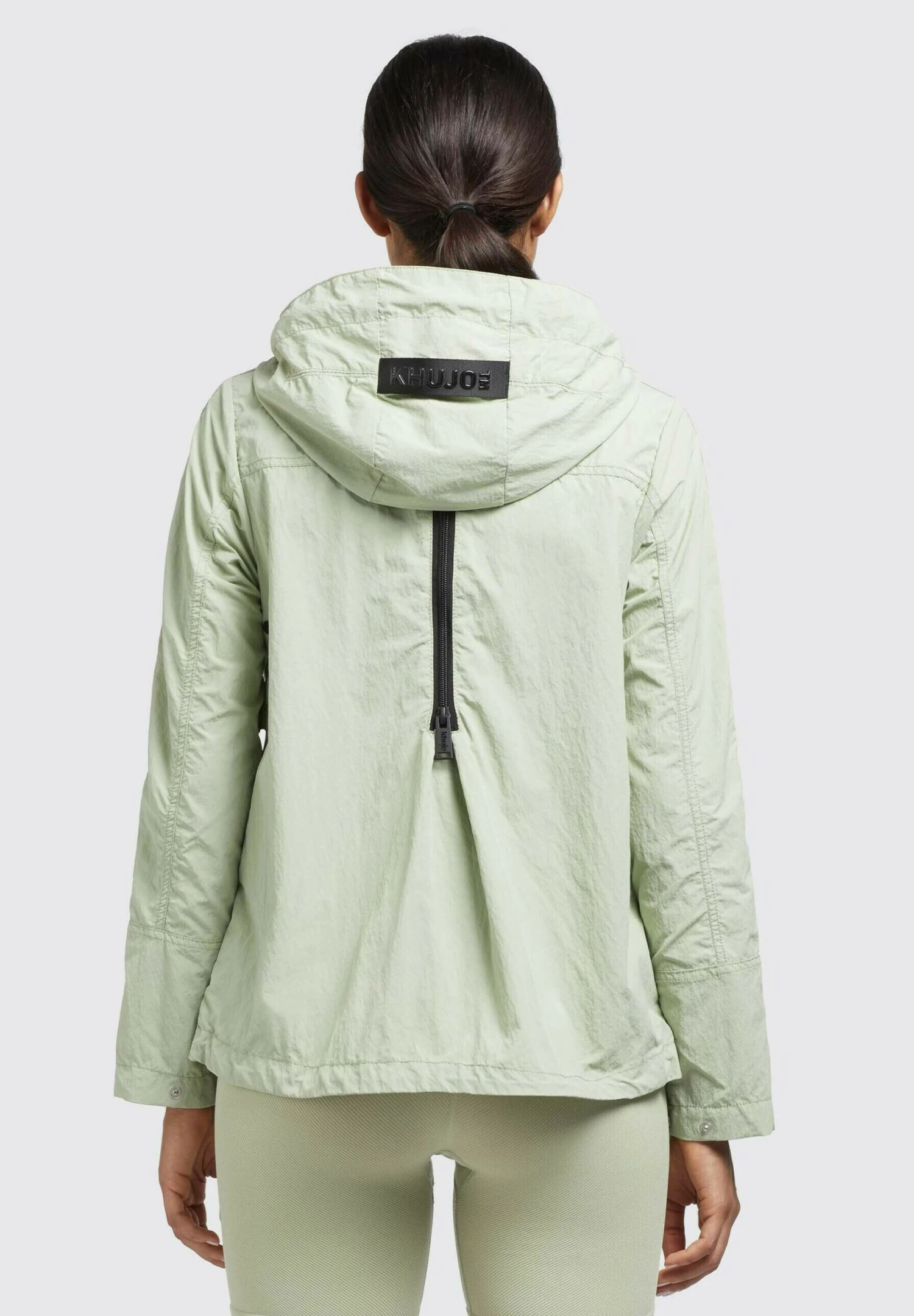 Khujo Zahira - Chaqueta Fina - Blassgrün 5 Khujo Zahira - Chaqueta Fina - Blassgrün - Image 3
