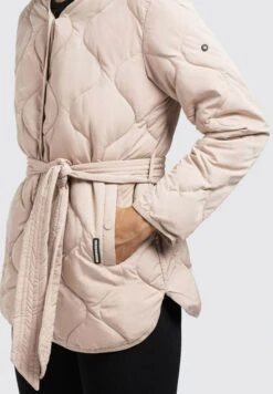 Khujo Yuna - Chaqueta De Entretiempo - War Pin 15 Khujo Yuna - Chaqueta De Entretiempo - War Pin -Moda Tienda 198241fac9d74509a51c0d418a9c5bc2