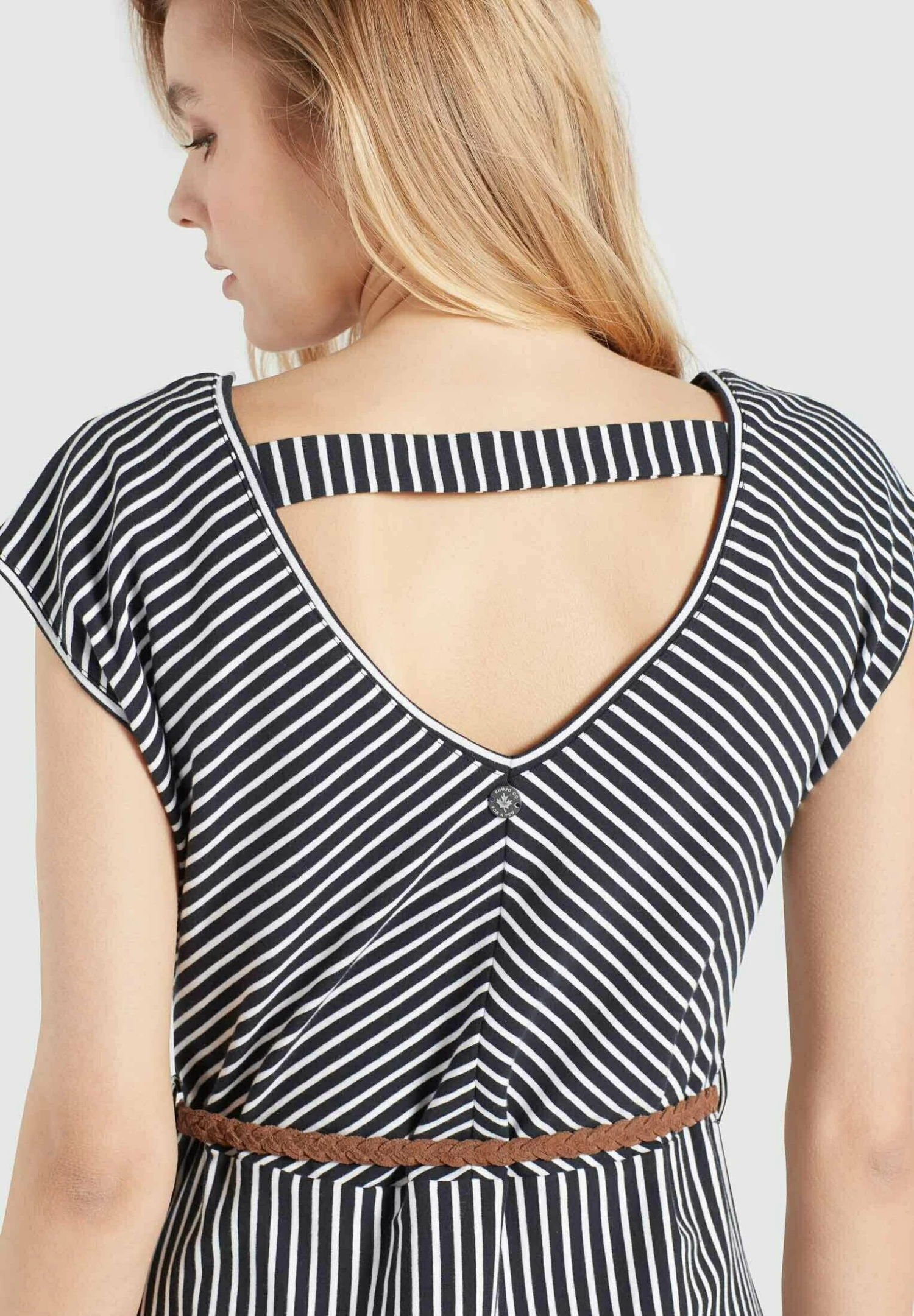 Khujo Leifa - Vestido Informal - Dunkelblau-Weiß Gestreift 7 Khujo Leifa - Vestido Informal - Dunkelblau-Weiß Gestreift - Image 5